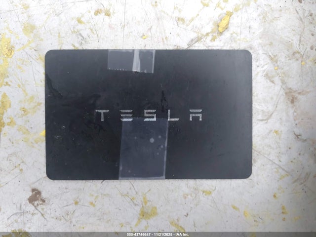 2021 TESLA MODEL Y 5YJYGDEF5MF258833 Photo 10