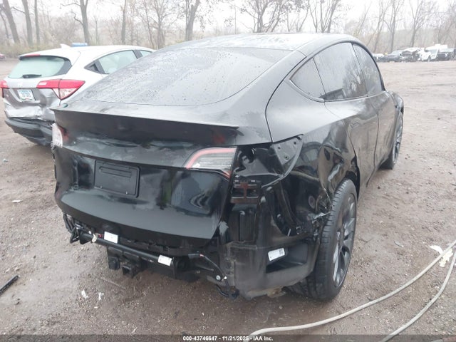 2021 TESLA MODEL Y 5YJYGDEF5MF258833 Photo 5