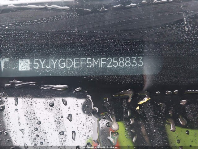 2021 TESLA MODEL Y 5YJYGDEF5MF258833 Photo 8