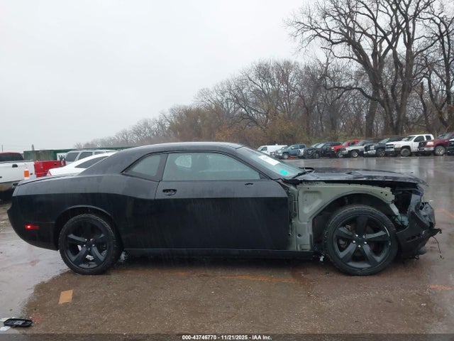 43746770 :رقم المزاد ، 2C3CDYAG0EH115314 vin ، 2014 Dodge Challenger Sxt Plus مزاد بيع