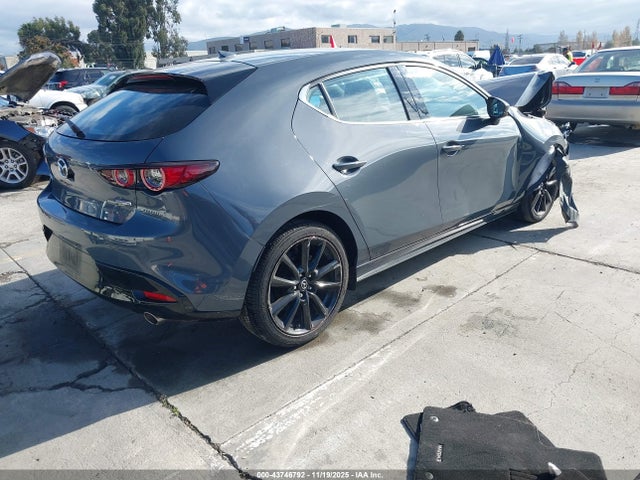Mazda py 2021 JM1BPAML1M1338442 Image 4