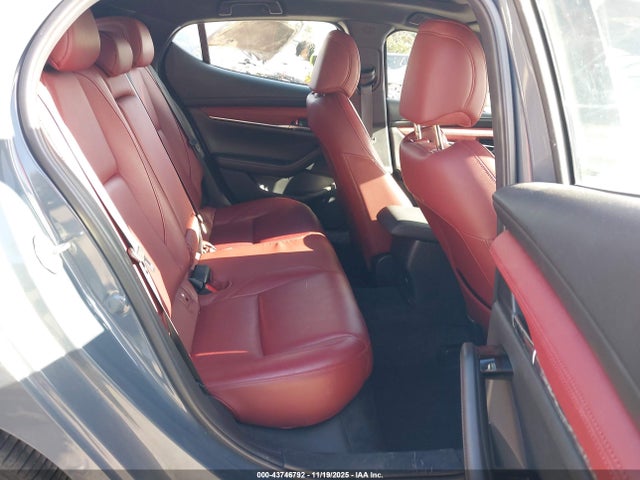 Mazda py 2021 JM1BPAML1M1338442 Image 8