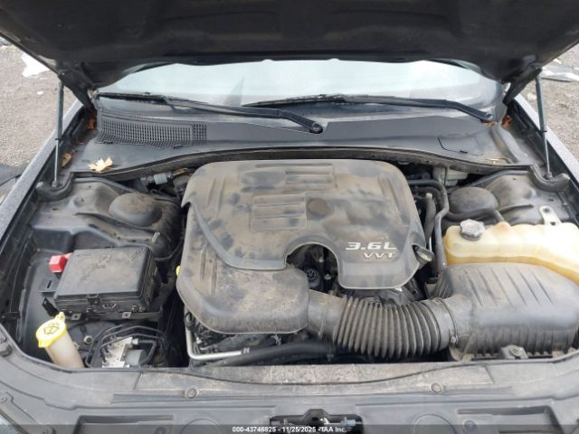 2015 CHRYSLER 300 2C3CCABG3FH859743 Photo 9