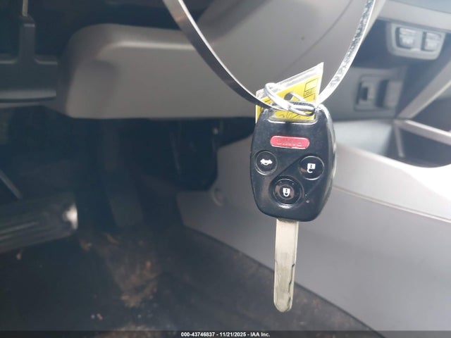 Продажа на аукционе авто 2012 Honda Civic Ex-l, vin: 2HGFB2F95CH531069, номер лота: 43746837