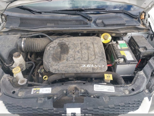 2C4RDGEG1JR219387 Dodge Grand Caravan Gt