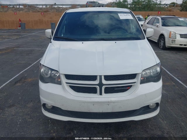 2C4RDGEG1JR219387 Dodge Grand Caravan Gt