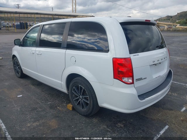 2C4RDGEG1JR219387 Dodge Grand Caravan Gt