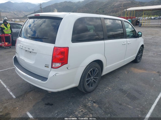 2C4RDGEG1JR219387 Dodge Grand Caravan Gt