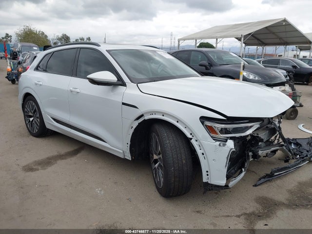 2024 AUDI Q8 E-TRON WA15AAGE5RB049393 Photo 0