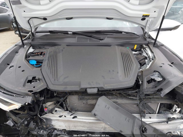 2024 AUDI Q8 E-TRON WA15AAGE5RB049393 Photo 9