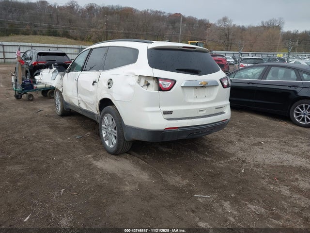 Chevrolet Traverse 1lt 2014 1GNKRGKD8EJ204058 Image 3