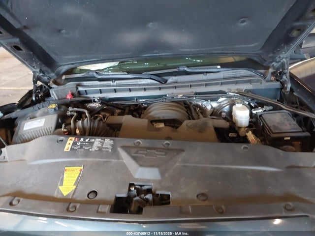 1GCVKREC1JZ120135 Chevrolet Silverado 1500 2lt