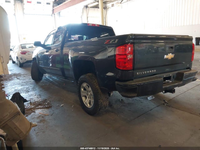 1GCVKREC1JZ120135 Chevrolet Silverado 1500 2lt