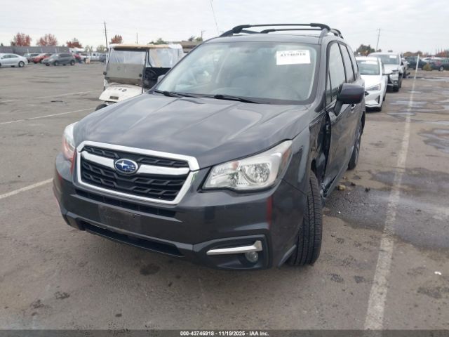 2018 SUBARU FORESTER JF2SJAGC7JH585224 Photo 1