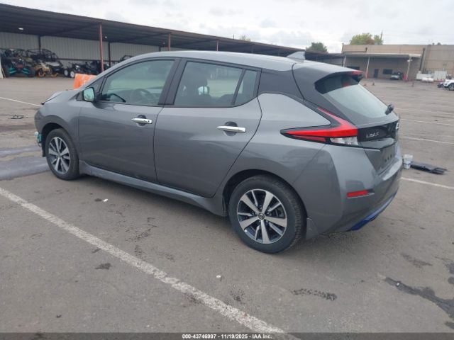 2022 NISSAN LEAF 1N4BZ1BV9NC561547 Photo 2