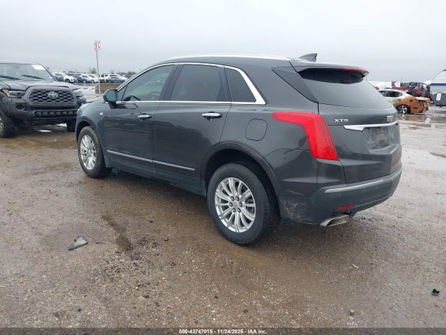 2018 CADILLAC XT5 1GYKNARS4JZ206529 Photo 2