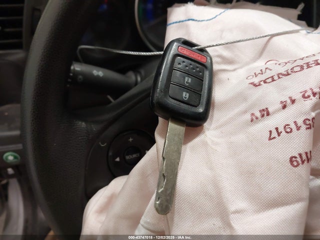 3HGGK5H58FM765017 Honda FIT LX