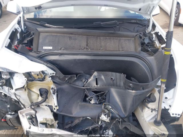 2024 TESLA MODEL Y 7SAYGDEE2RF063709 Photo 9