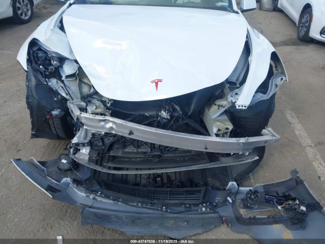 2024 TESLA MODEL Y 7SAYGDEE2RF063709 Photo 5