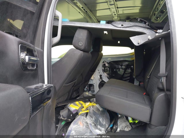 1GTPUAEK2PZ205831 GMC Sierra 1500 4wd Short Box Pro