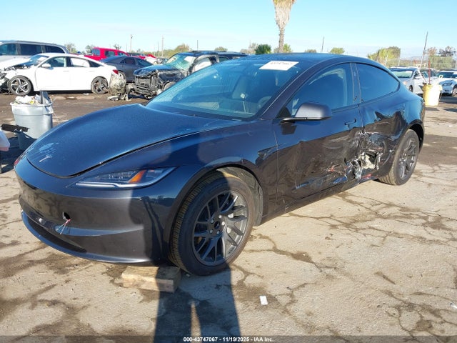 2025 TESLA MODEL 3 5YJ3E1EA1SF058774 Photo 1