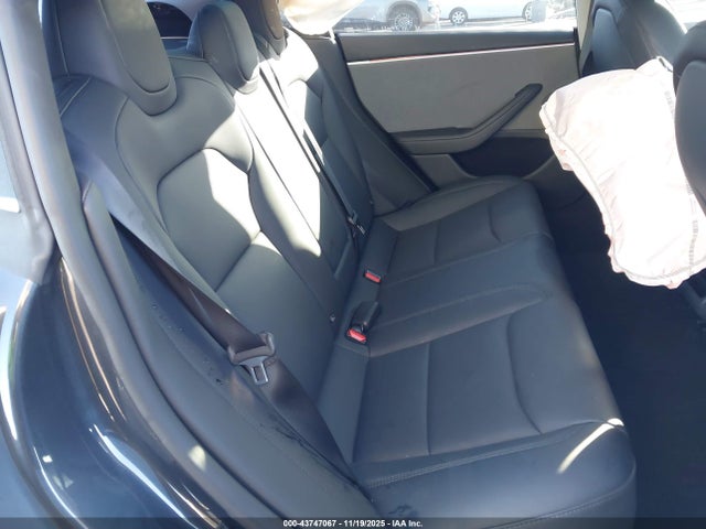 2025 TESLA MODEL 3 5YJ3E1EA1SF058774 Photo 7