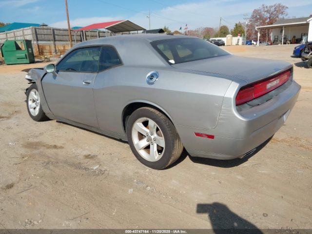 2011 DODGE CHALLENGER 2B3CJ4DG0BH557144 Photo 2