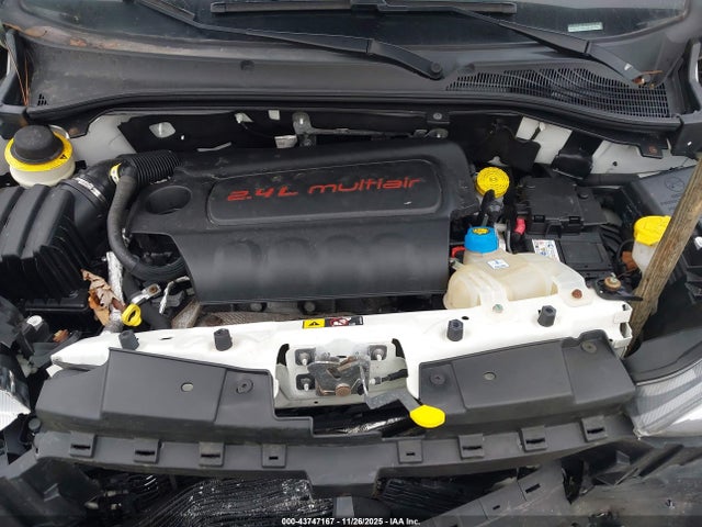 2018 RAM PROMASTER CITY ZFBERFAB3J6L48150 Photo 9