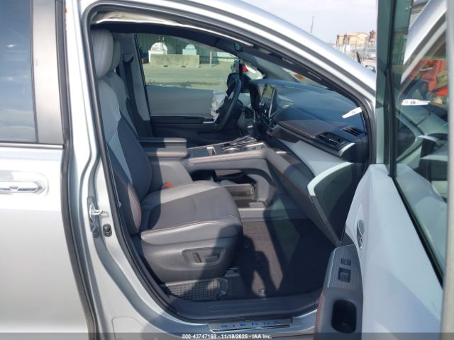 2022 TOYOTA SIENNA 5TDXRKEC7NS112866 Photo 4