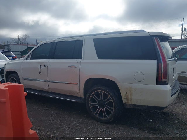 Продажа на аукционе авто 2015 Cadillac Escalade Esv Luxury, vin: 1GYS3SKJ3FR700627, номер лота: 43747182