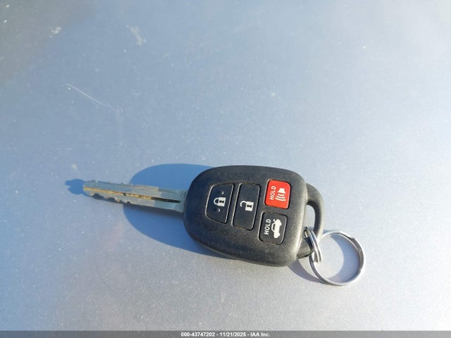 2017 TOYOTA COROLLA 5YFBURHE9HP670181 Photo 10