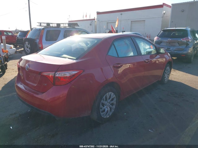 2017 TOYOTA COROLLA 5YFBURHE9HP670181 Photo 3