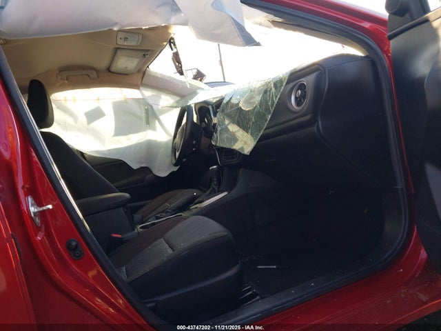 2017 TOYOTA COROLLA 5YFBURHE9HP670181 Photo 4