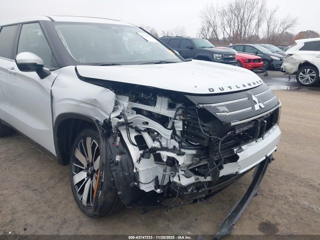 2025 MITSUBISHI OUTLANDER JA4J3VA89SZ049249 Photo 5