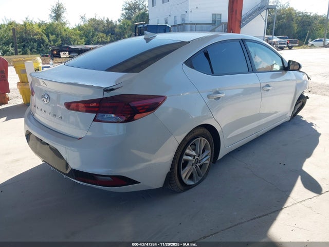 Продажа на аукционе авто 2020 Hyundai Elantra Sel, vin: 5NPD84LFXLH597263, номер лота: 43747264