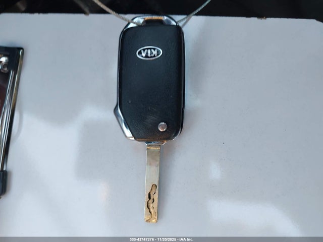 43747276 :رقم المزاد ، KNDJ23AU8M7780957 vin ، 2021 Kia Soul S مزاد بيع
