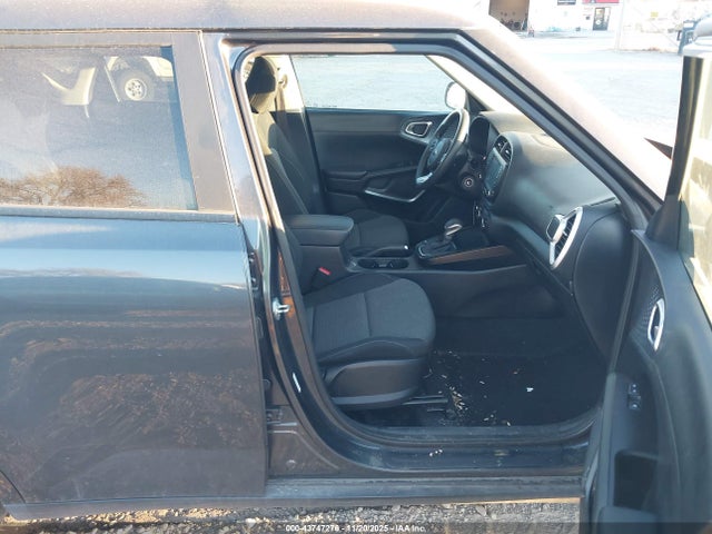 43747276 :رقم المزاد ، KNDJ23AU8M7780957 vin ، 2021 Kia Soul S مزاد بيع