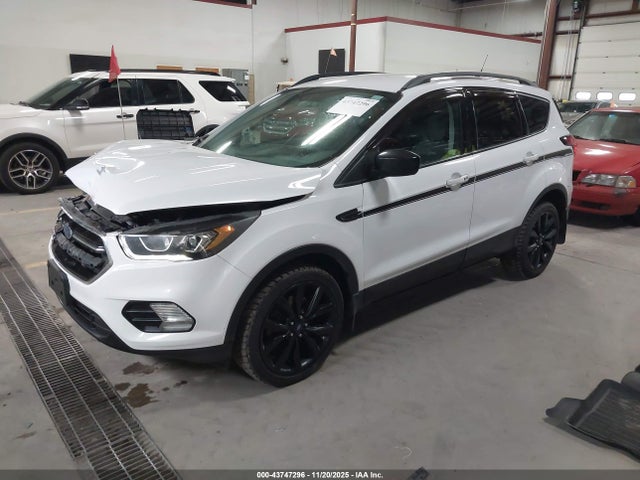 2019 FORD ESCAPE 1FMCU9GD2KUB15415 Photo 1