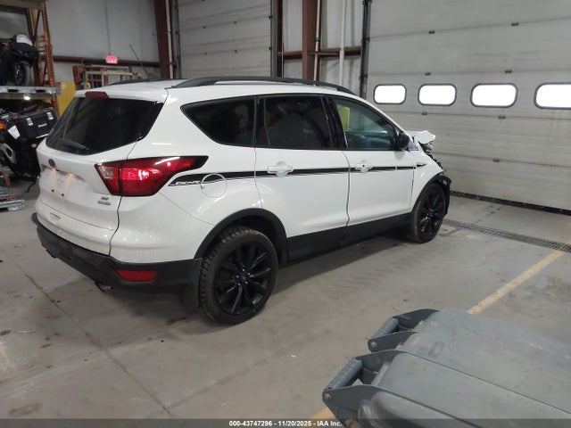 2019 FORD ESCAPE 1FMCU9GD2KUB15415 Photo 3