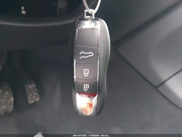 2025 PORSCHE MACAN WP1AA2A52SLB05940 Photo 10