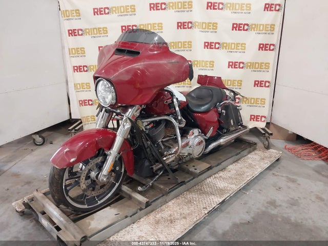 2021 HARLEY-DAVIDSON FLHX 1HD1KBC19MB633796 Photo 1