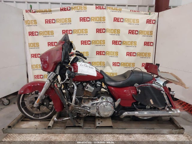 1HD1KBC19MB633796 Harley-Davidson FLHX