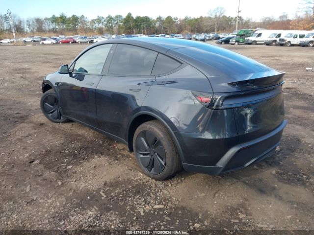 2026 TESLA MODEL Y 7SAYGDED3TF516606 Photo 2