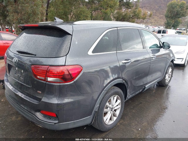 5XYPG4A3XKG452335 KIA Sorento 2.4l Lx
