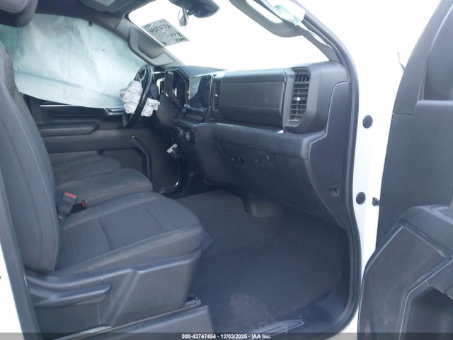 2GC4YNEY9R1133590 Chevrolet Silverado 2500hd 4wd Standard Bed Lt