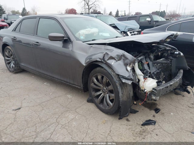 2014 CHRYSLER 300 2C3CCABG3EH331053