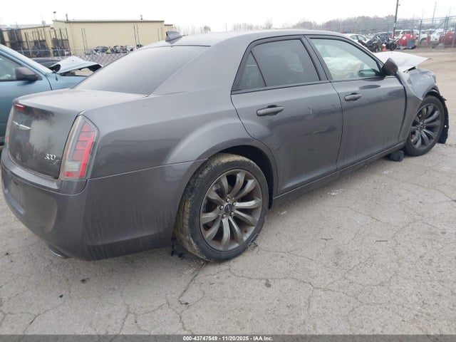 2014 CHRYSLER 300 2C3CCABG3EH331053 Photo 3