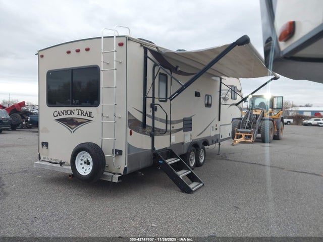1NL1YFM21E1075605 Yell Canyon Tra