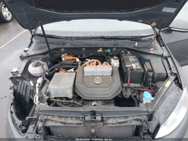 2016 VOLKSWAGEN E-GOLF WVWKP7AU0GW916442 Photo 9
