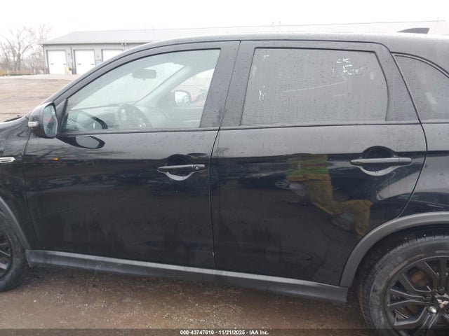 Продажа на аукционе авто 2018 Mitsubishi Outlander Sport 2.0 Le, vin: JA4AR3AU6JU009819, номер лота: 43747610